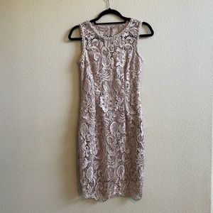 🩷Soieblu sleeveless lace dress, tan/muted peach or light bronze color, S